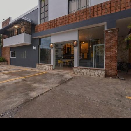 Ph 19 Guesthouse Hotel In Gazcue Santo Domingo Eksteriør billede