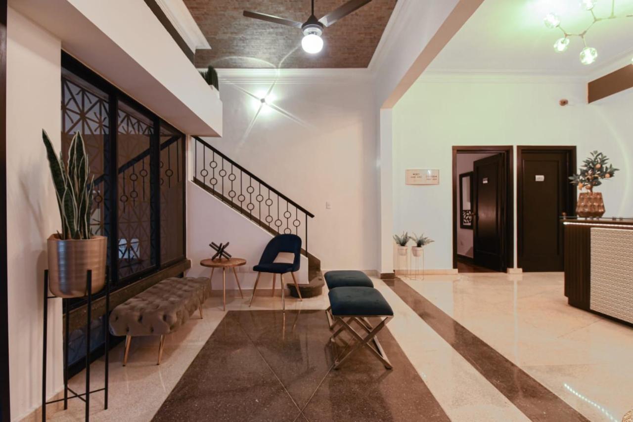 Ph 19 Guesthouse Hotel In Gazcue Santo Domingo Eksteriør billede