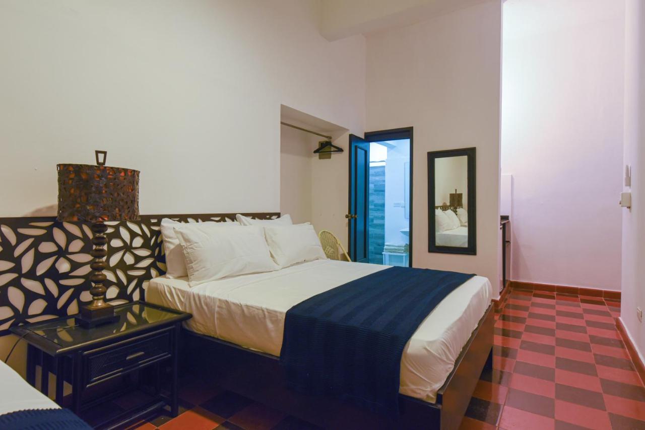 Ph 19 Guesthouse Hotel In Gazcue Santo Domingo Eksteriør billede
