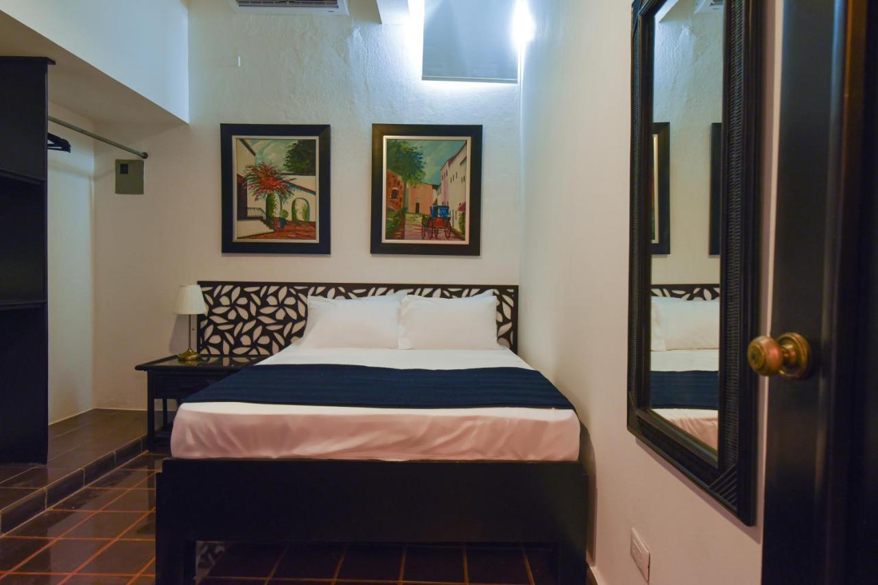 Ph 19 Guesthouse Hotel In Gazcue Santo Domingo Eksteriør billede