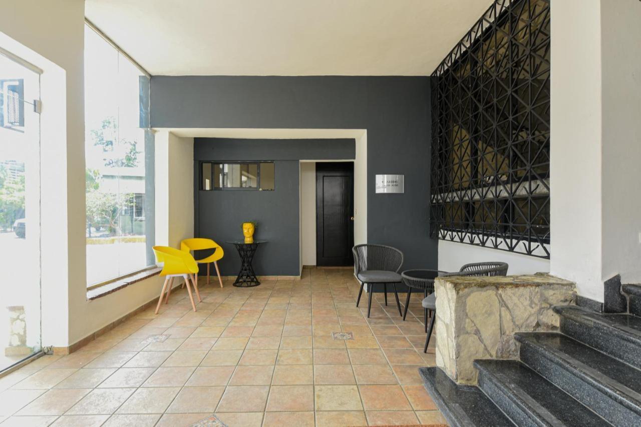 Ph 19 Guesthouse Hotel In Gazcue Santo Domingo Eksteriør billede