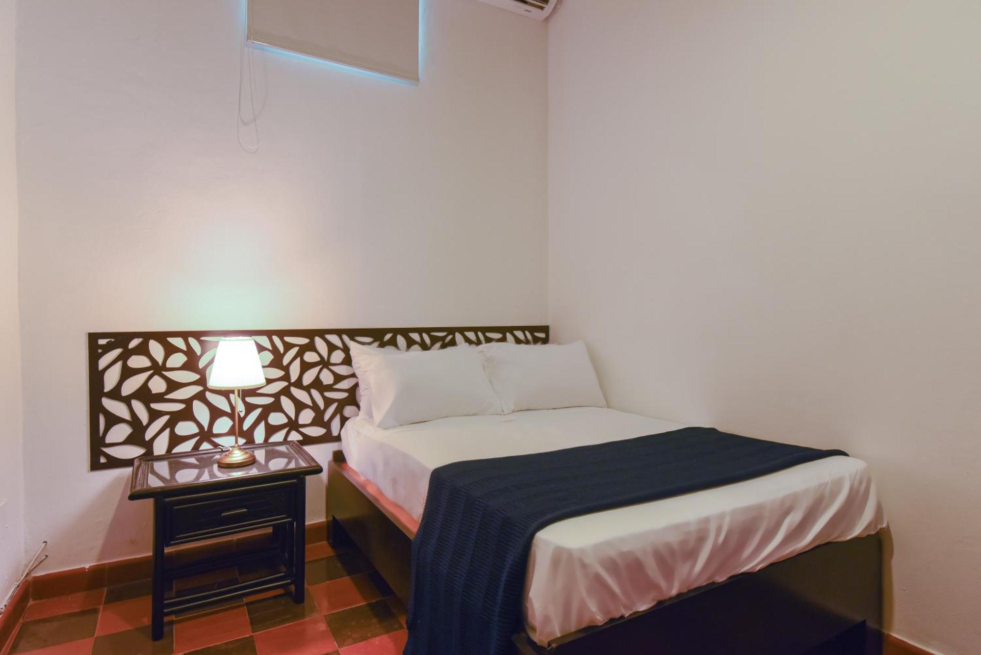 Ph 19 Guesthouse Hotel In Gazcue Santo Domingo Værelse billede