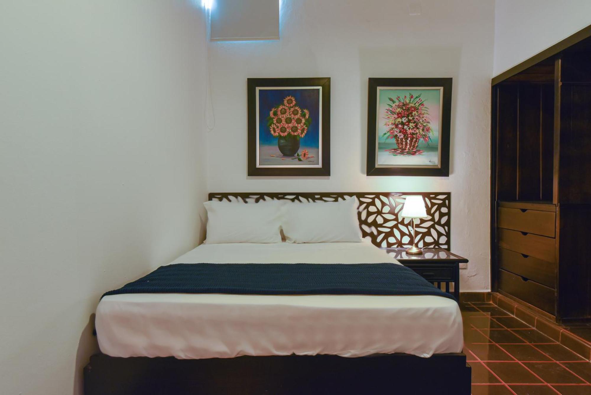 Ph 19 Guesthouse Hotel In Gazcue Santo Domingo Værelse billede